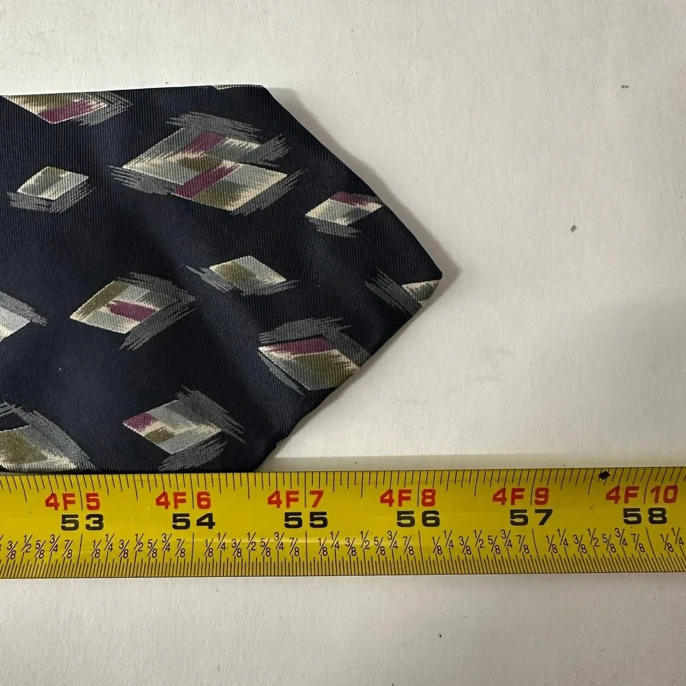 Surrey Mens Silk Necktie Tie Navy Blue Geometric Diamond Print Made in USA